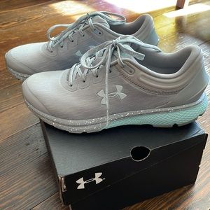 Charged Escape 3 running shoes